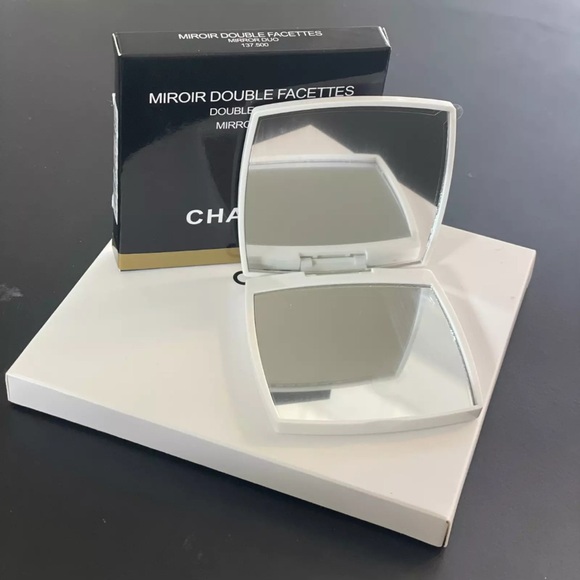 AUTHENTIC Chanel Compact Pocket Mirror Duo Double Facette HD. - Picture 2 of 3